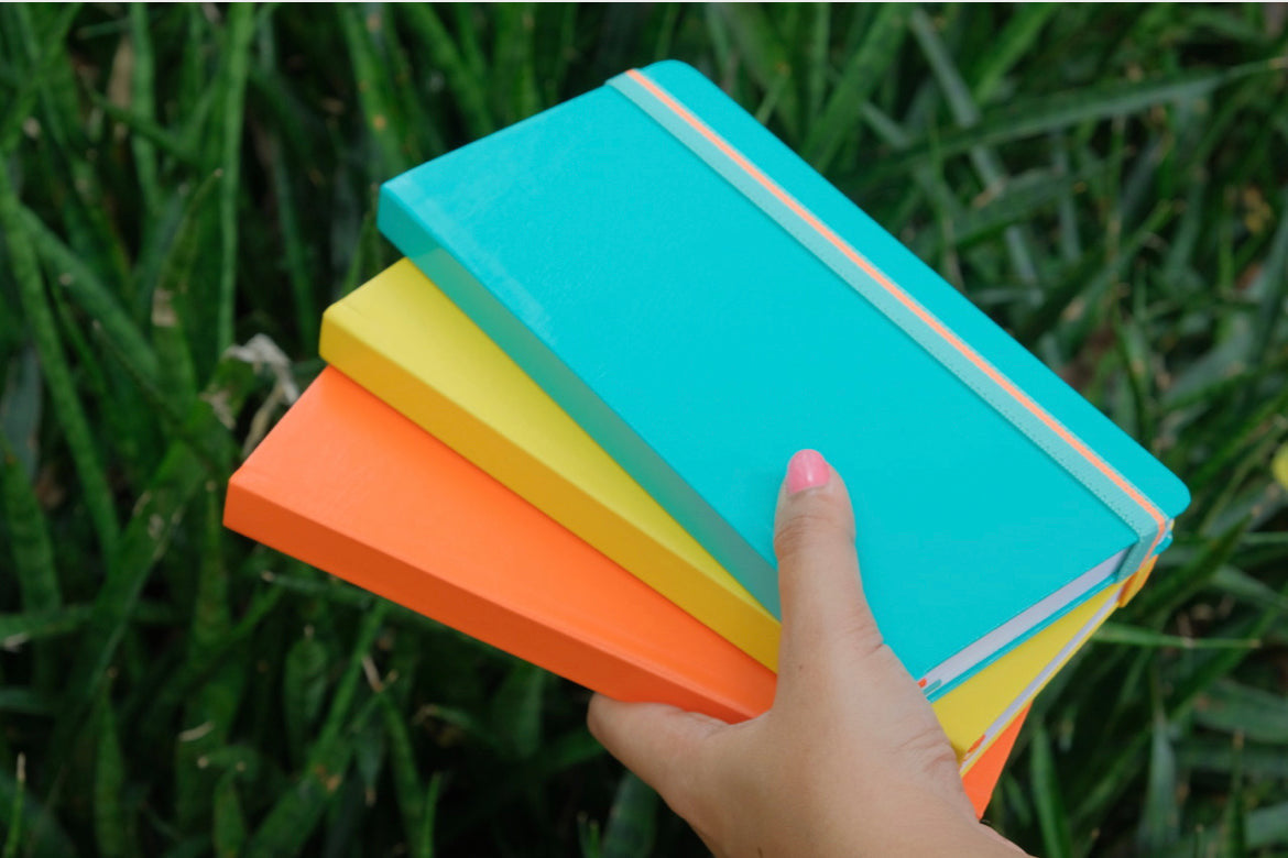 PETITE - HARDCOVER NOTEBOOK JOURNAL
