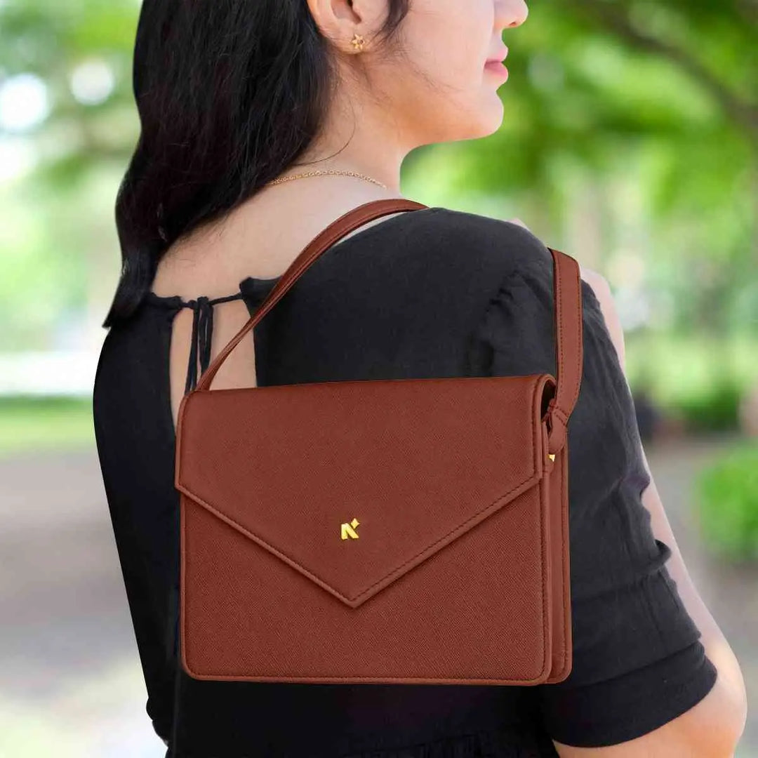 #color_brown