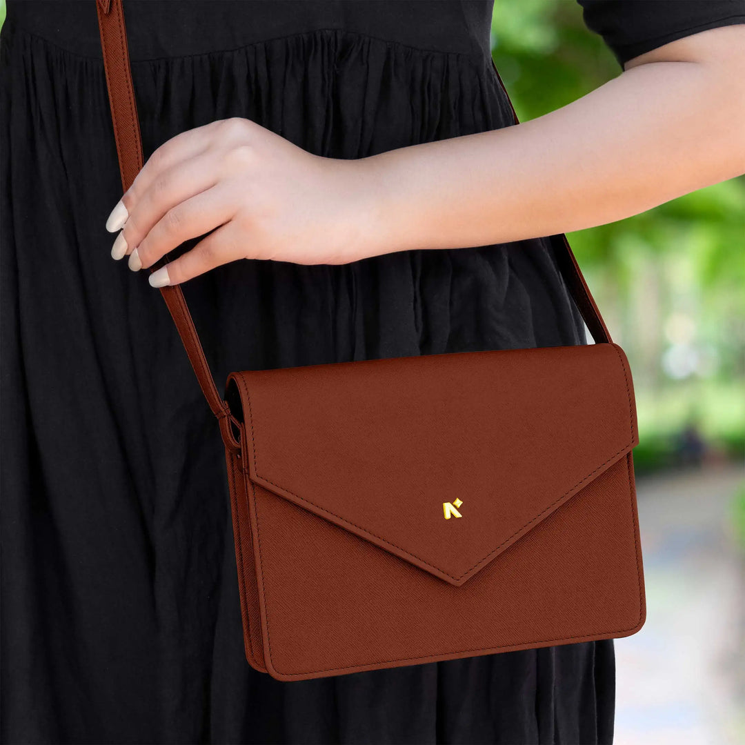 #color_brown