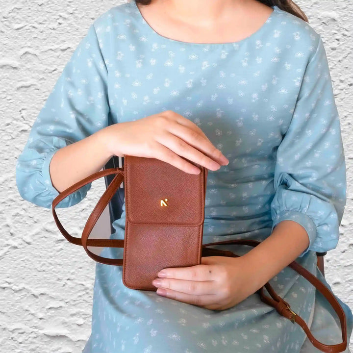 #color_brown