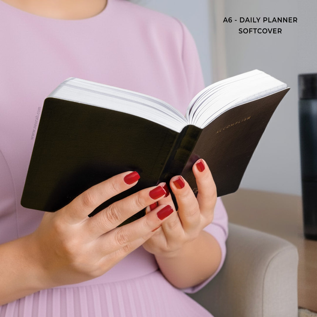 A6- 2027  - DAILY PLANNER  - 512 PAGES - SOFT COVER
