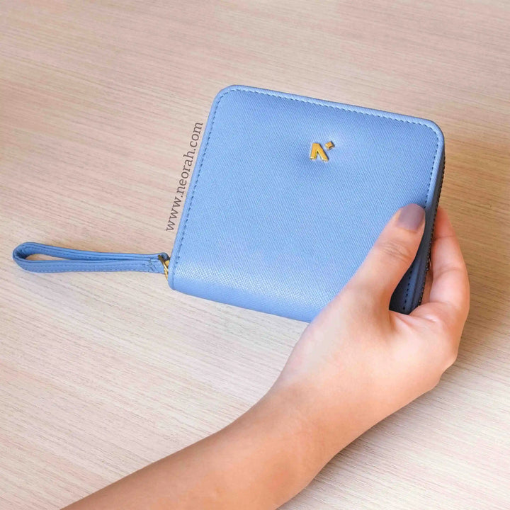 #color_light-blue