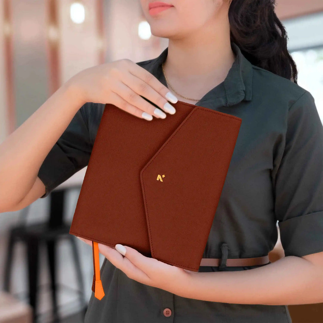 #color_brown