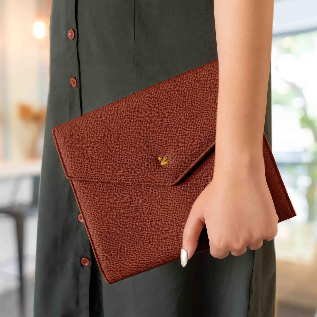 #color_brown