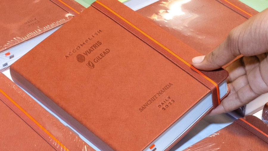 personalised name : blind engraving - GILEAD corporate gift