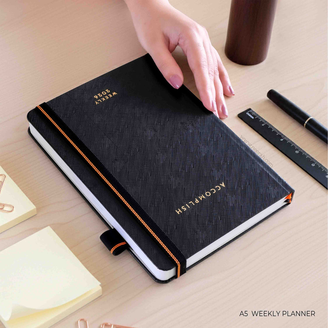 #color_black-onyx