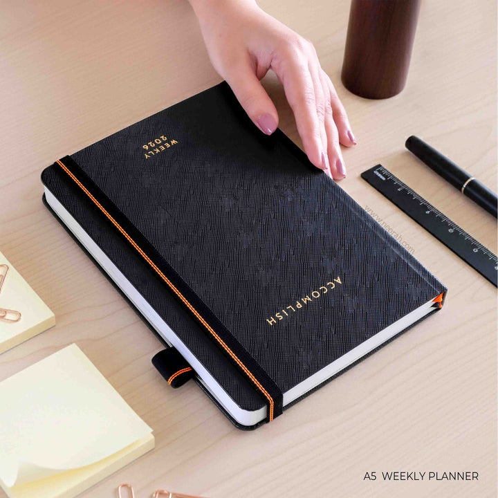 #color_black-onyx