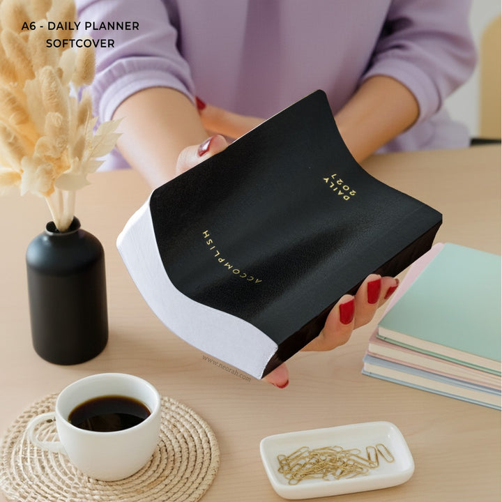 A6- 2027  - DAILY PLANNER  - 512 PAGES - SOFT COVER
