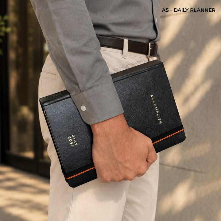 #color_black-onyx