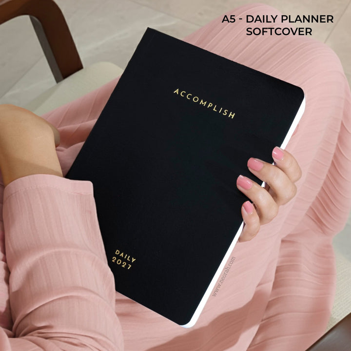 A5 - 2027 - DAILY PLANNER  - 512 PAGES - SOFT COVER