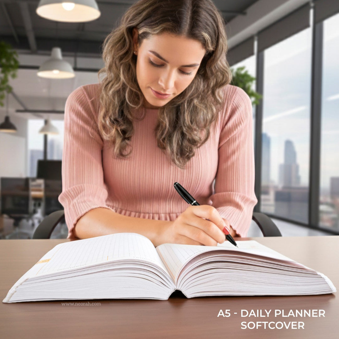 A5 - 2027 - DAILY PLANNER  - 512 PAGES - SOFT COVER