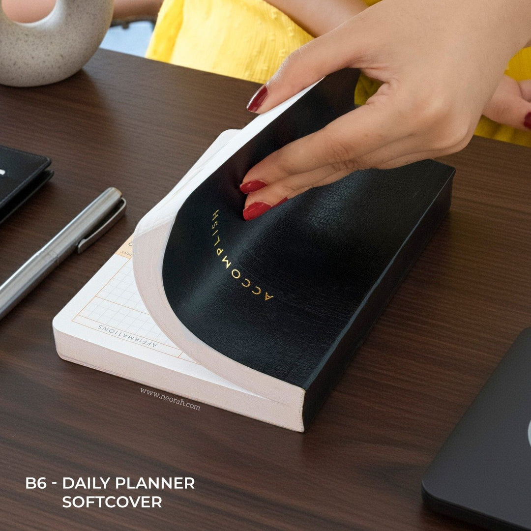 B6 - 2027 - DAILY PLANNER  - 512 PAGES - SOFT COVER