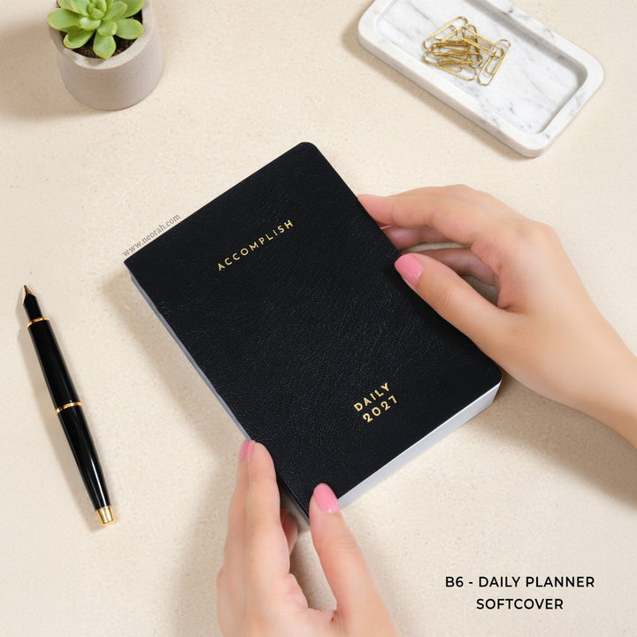 B6 - 2027 - DAILY PLANNER  - 512 PAGES - SOFT COVER
