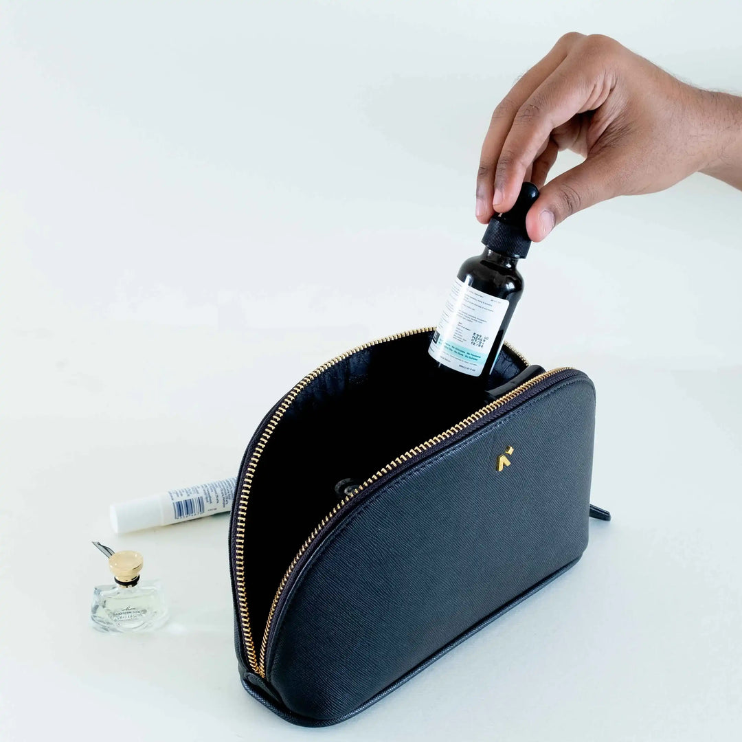 Neorah travel makeup pouch, small makeup pouch, toiletry Bag utility Pouch for travel to store your makeup products, Easy to slip into handbags, totes, suitcase, ideal for everyday use. 