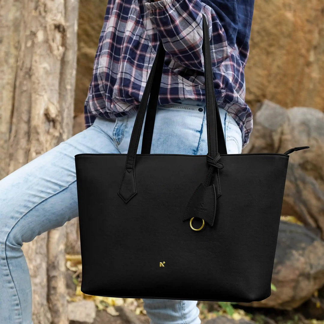 #color_black