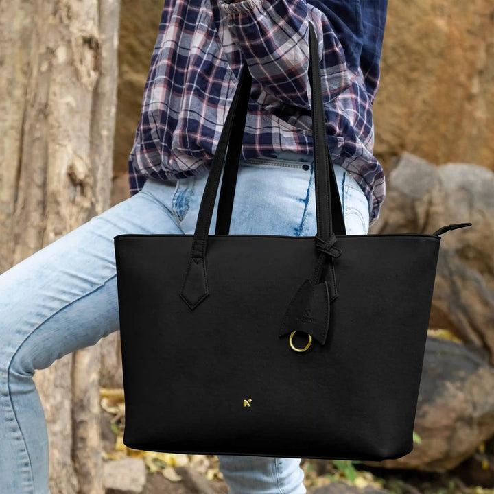 #color_black