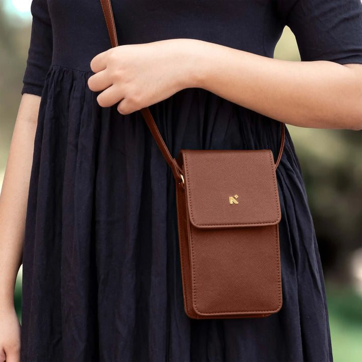 #color_brown