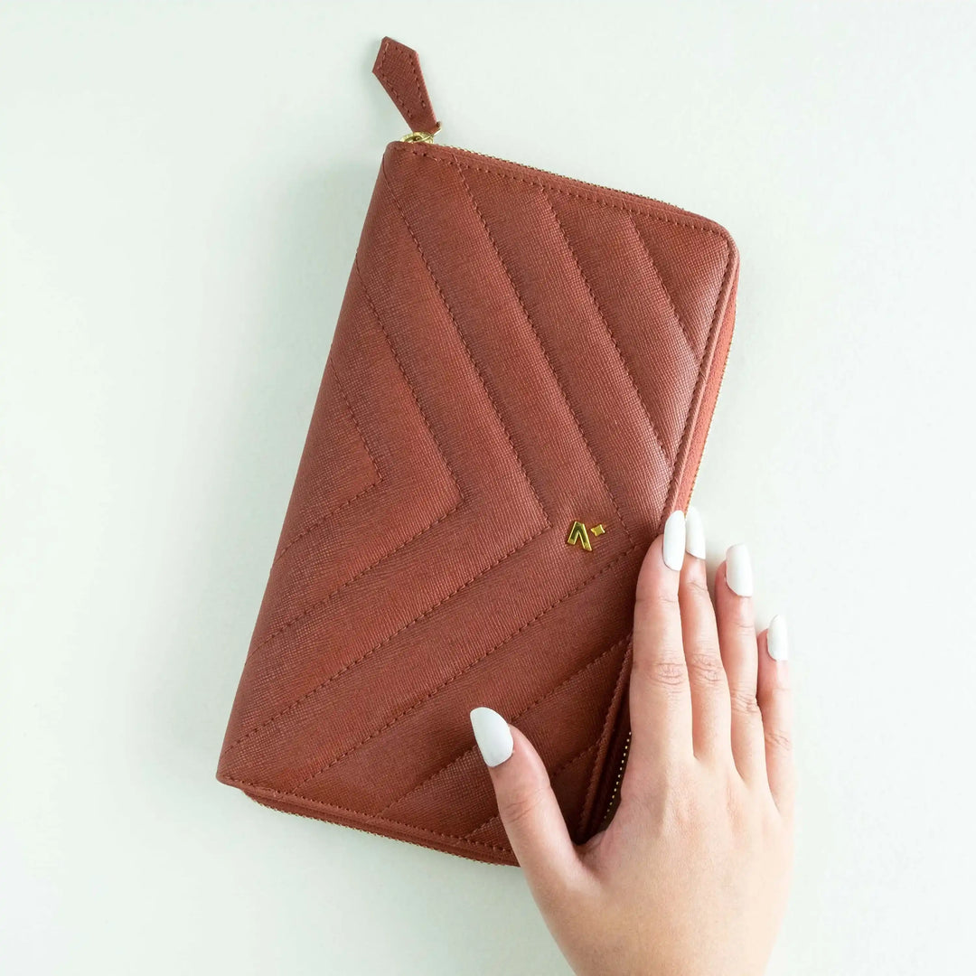 #color_brown