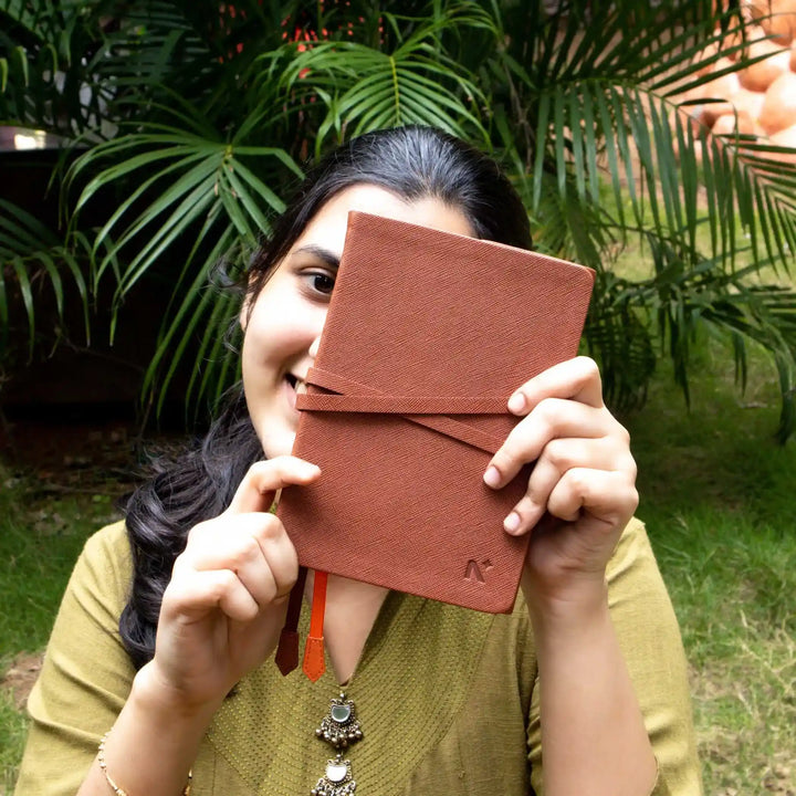 #color_brown