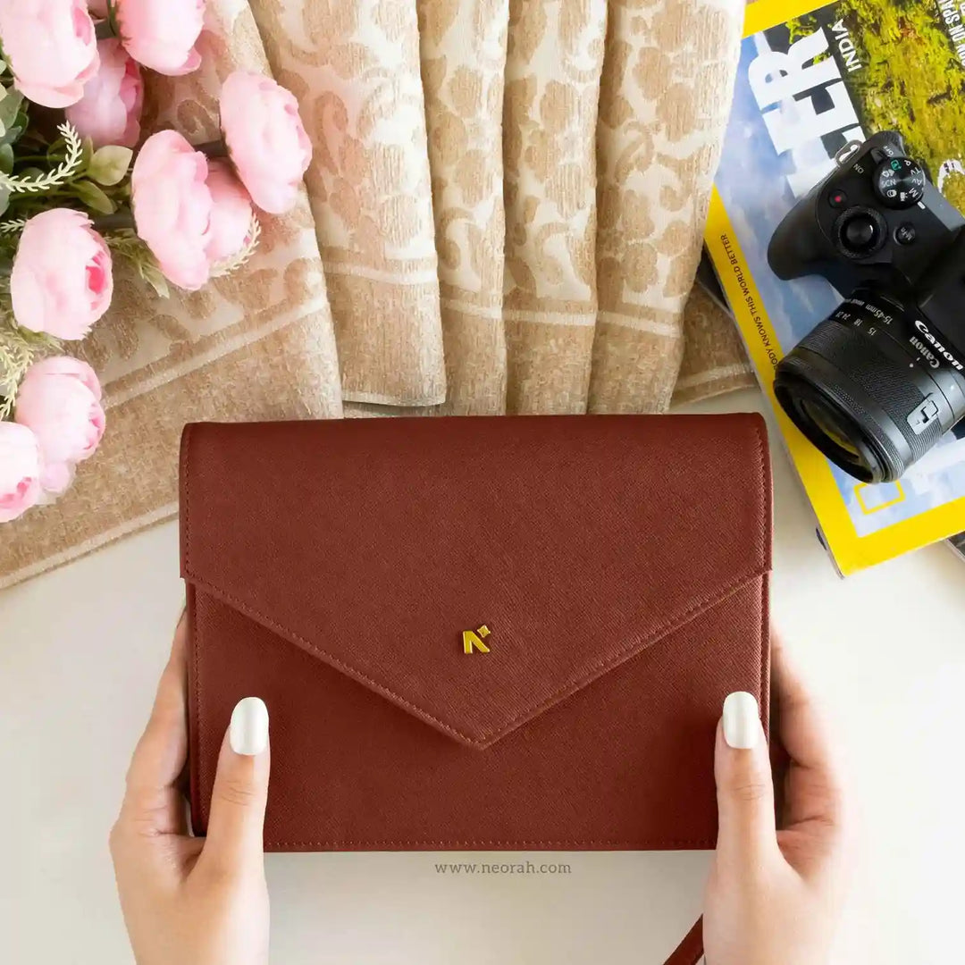#color_brown