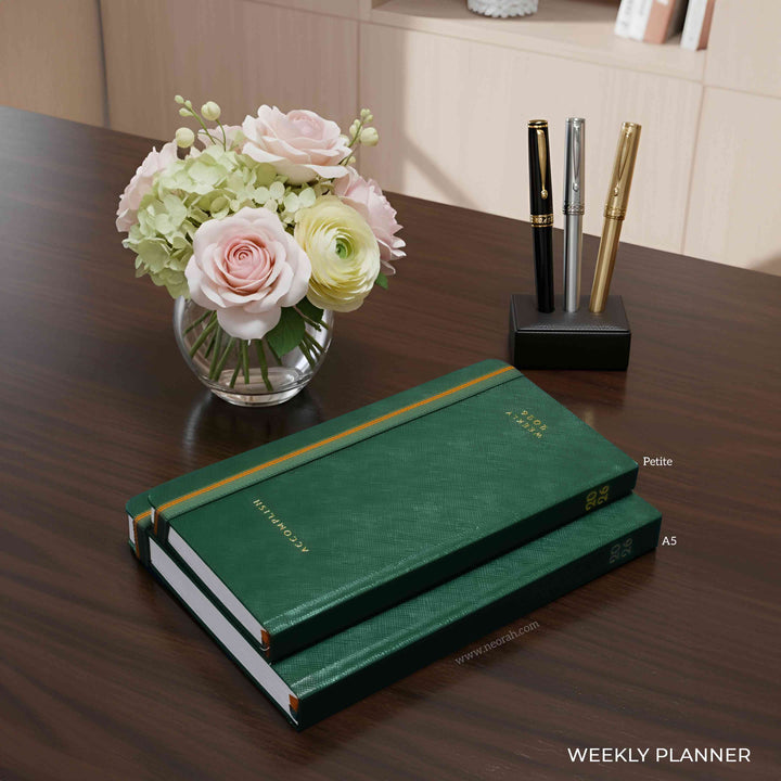 PETITE - 2027 - WEEKLY PLANNER - HARD COVER